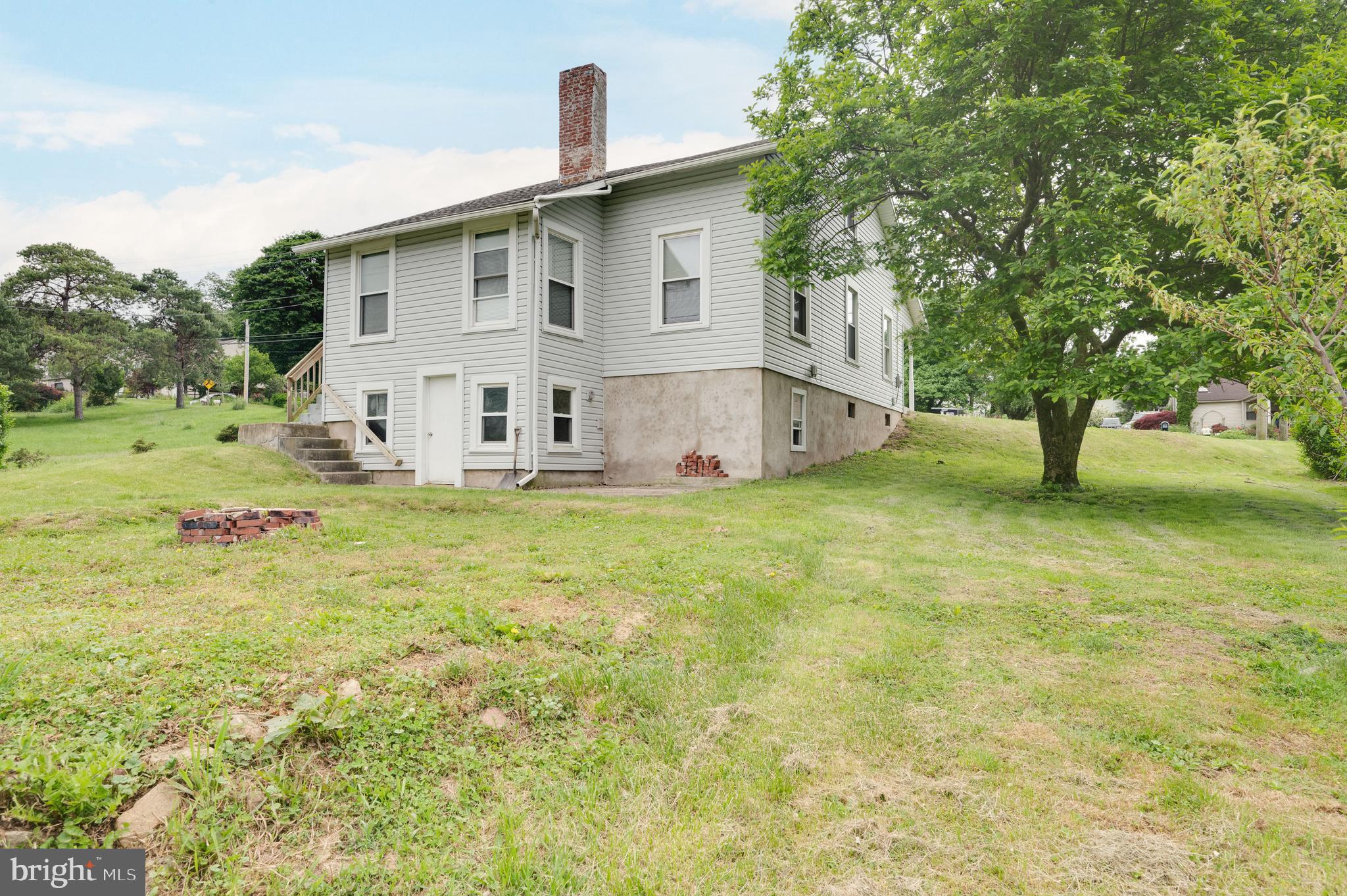 1339 Mount Laurel Road Temple, PA 19560 - Photo 8 of 32 Gallery Image 8