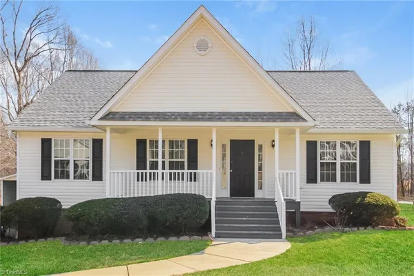 $1,975 | 6900 Salem Quarter Road, Belews Creek, NC 27009