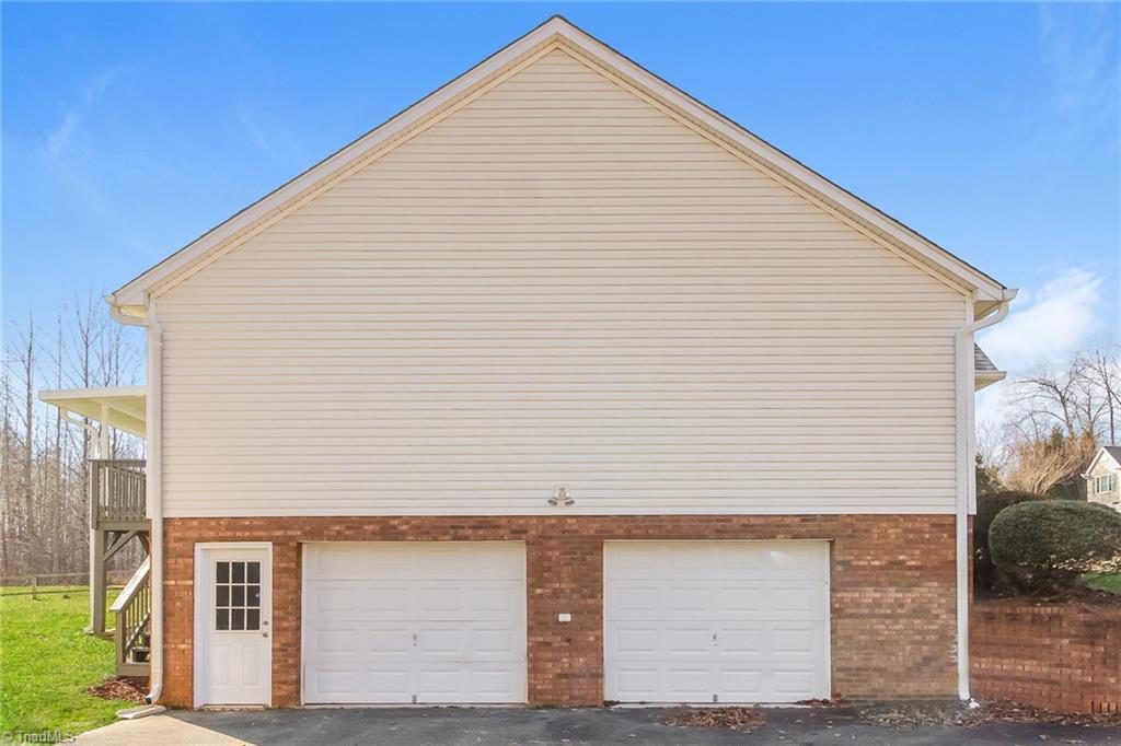 6900 Salem Quarter Road Belews Creek, NC 27009 - Photo 15 of 17