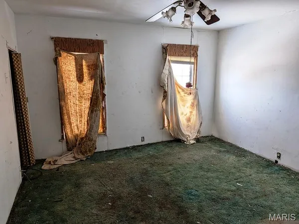 $19,900 | 4943 Genevieve Avenue, St. Louis, MO 63120