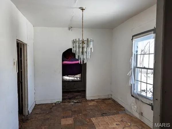 $19,900 | 4943 Genevieve Avenue, St. Louis, MO 63120