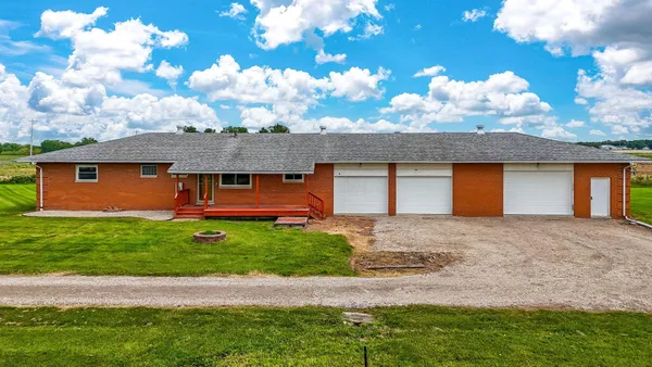 $450,000 | 9672 Schoolhouse Road Northwest, Canal Winchester, OH 43110