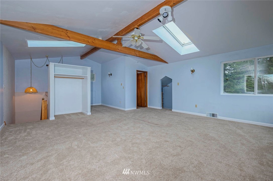 1376 East Marrowstone Road Nordland, WA 98358 - Photo 18 of 27 Gallery Image 18