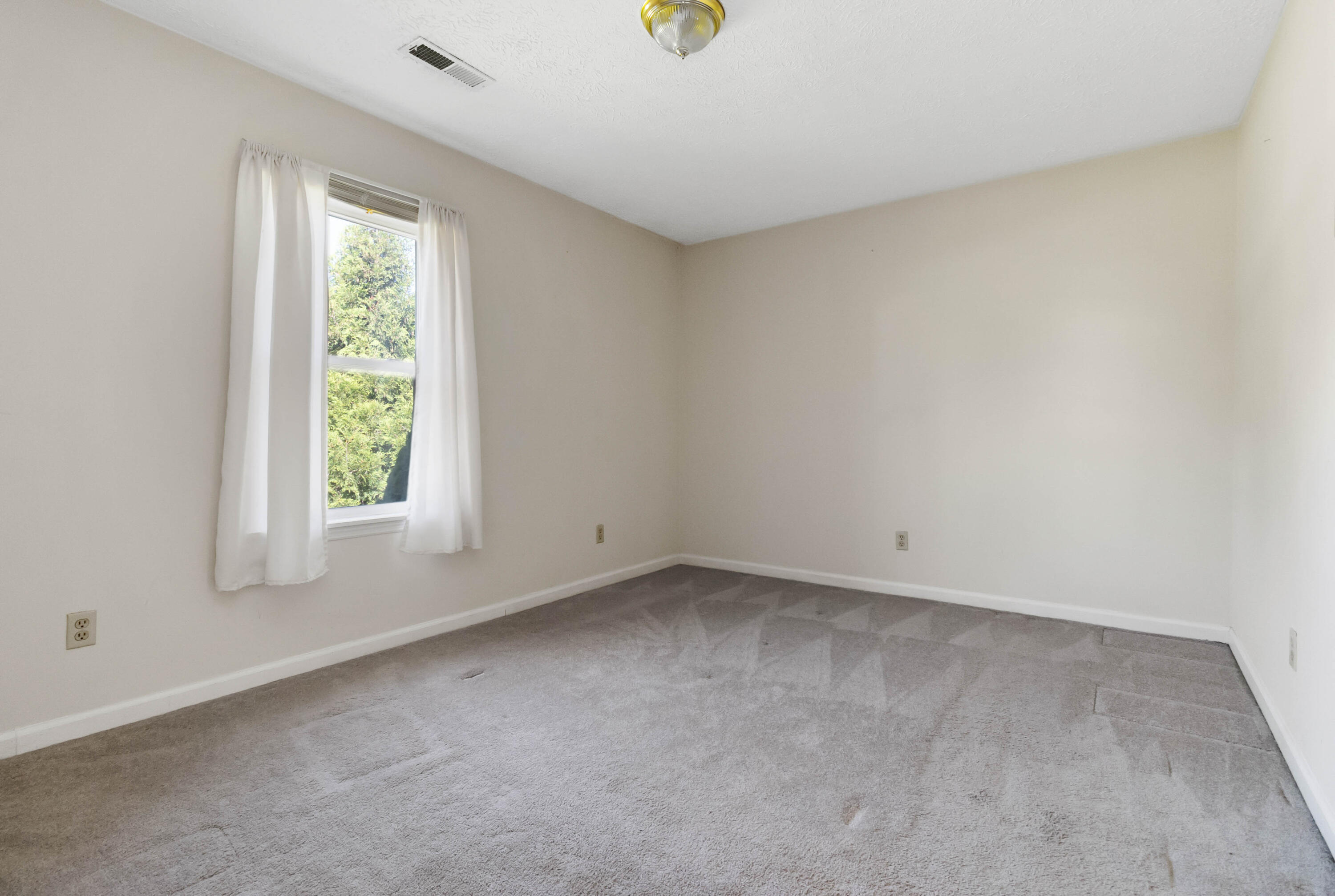108 Daisey Road Berea, KY 40403 - Photo 23 of 29 022