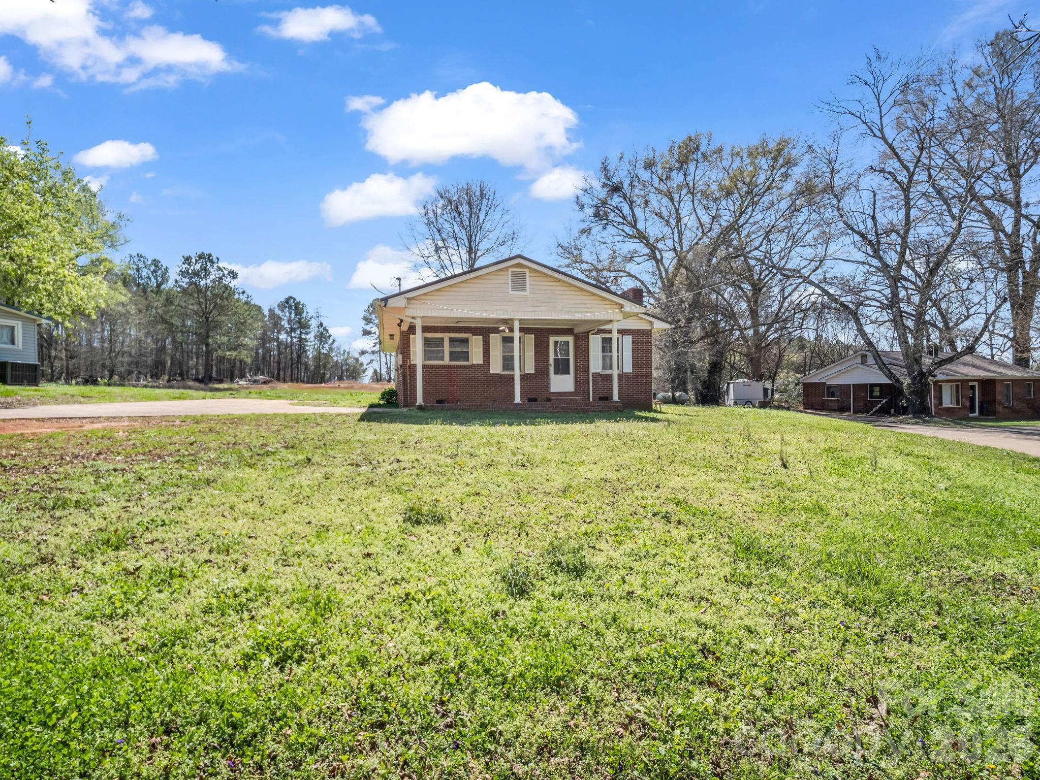 2333 Washburn Road Shelby, NC 28150 - Photo 2 of 34