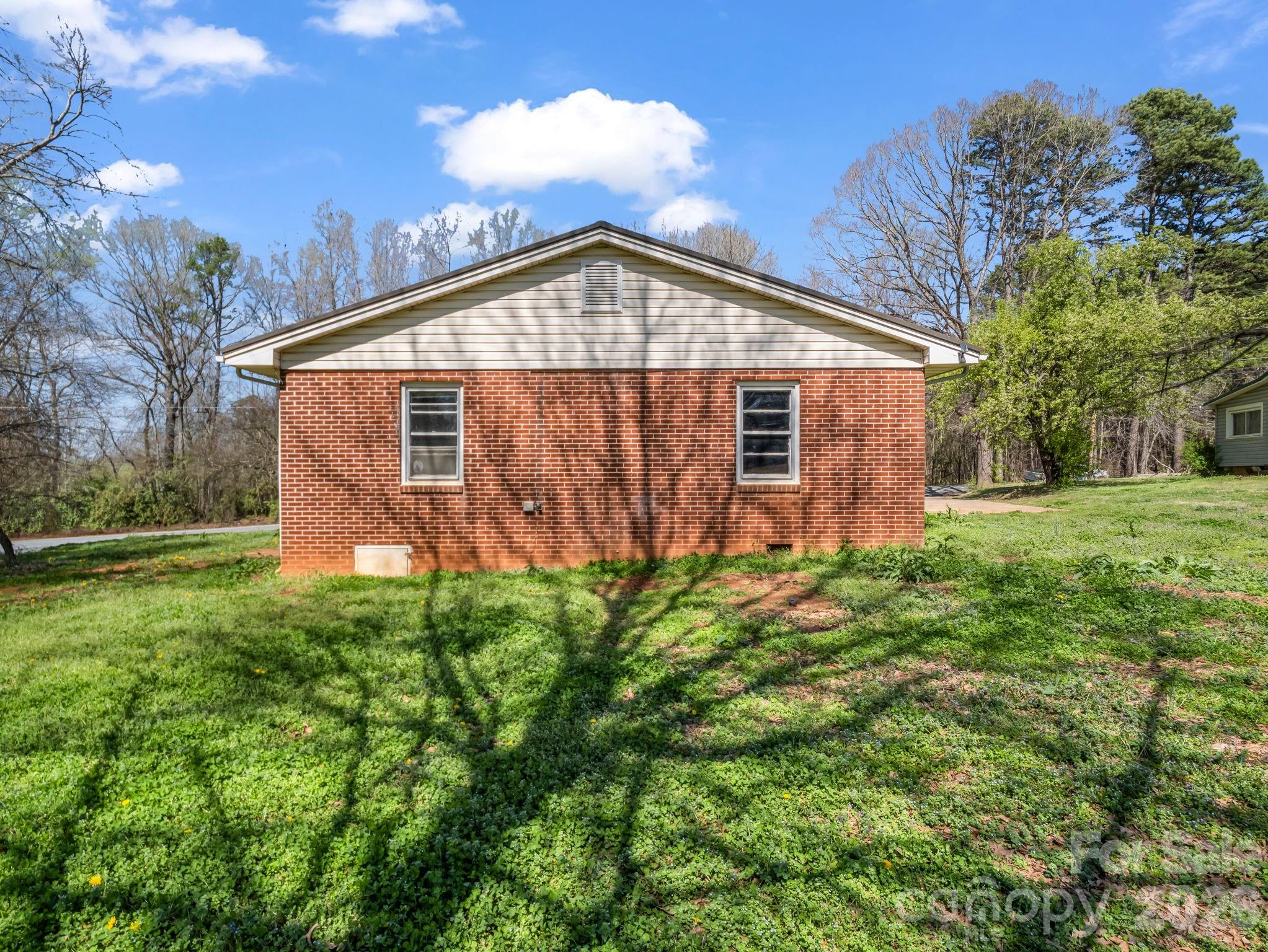 2333 Washburn Road Shelby, NC 28150 - Photo 6 of 34