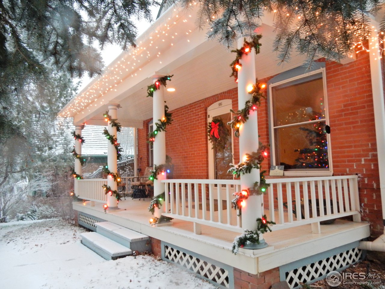 956 Grant Place Boulder, CO 80302 - Photo 32 of 32 Your home for the holidays!