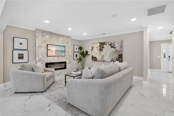 $1,225,000 | 109 East 12th Avenue, Windermere, FL 34786