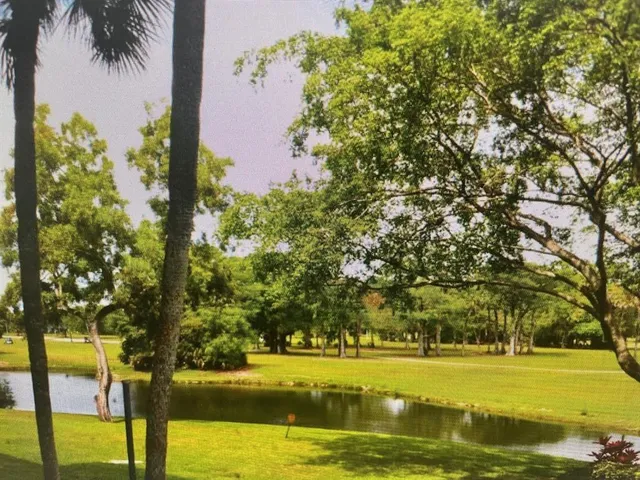 $2,200 | 4015 West Palm Aire Drive, Unit 105, Pompano Beach, FL 33069