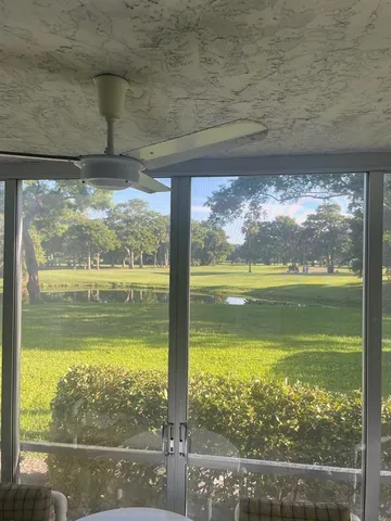 $2,200 | 4015 West Palm Aire Drive, Unit 105, Pompano Beach, FL 33069