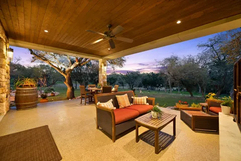 $1,999,000 | 1330 Ranchers Club Lane, Driftwood, TX 78619
