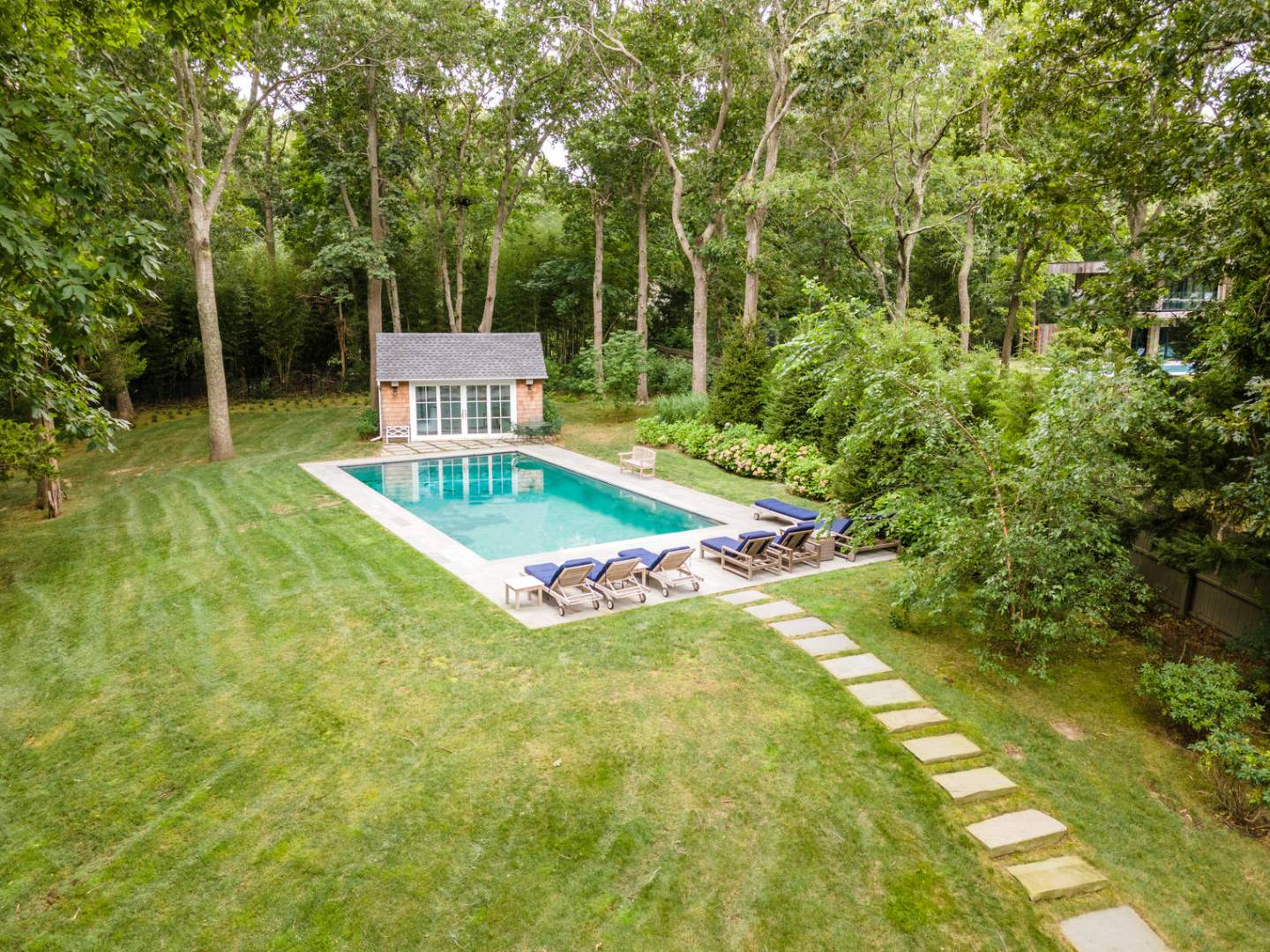 90 Fresh Pond Road Sag Harbor, NY 11963 - Photo 14 of 48 Gallery Image 14