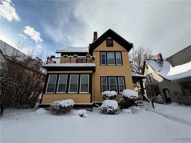 $1,350 | 180 Richmond Avenue, Unit 4, Buffalo, NY 14222