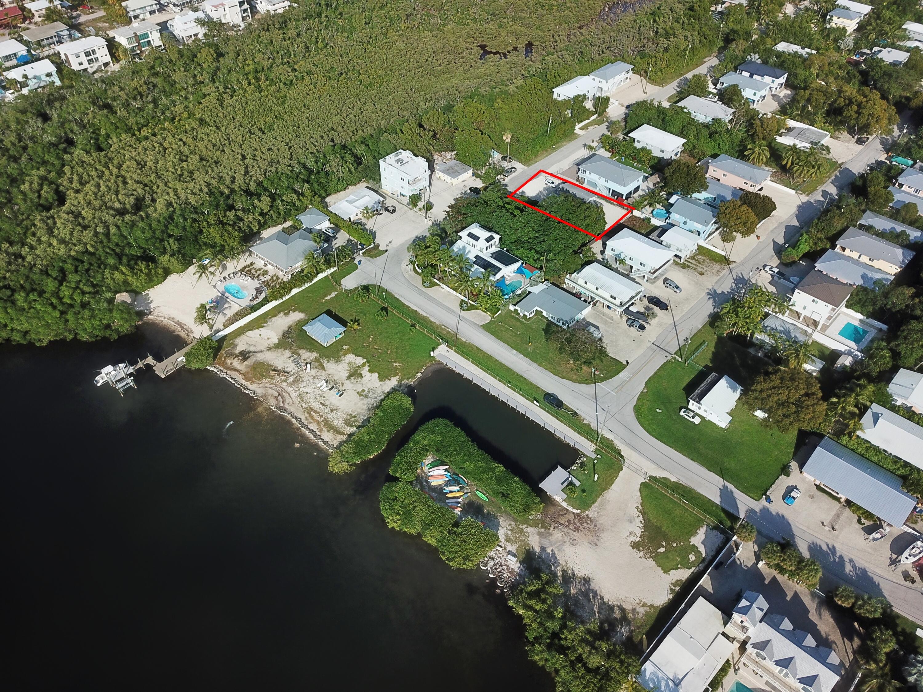 59 Tarpon Avenue Key Largo, FL 33037 - Photo 17 of 24 an aerial view of a house a yard