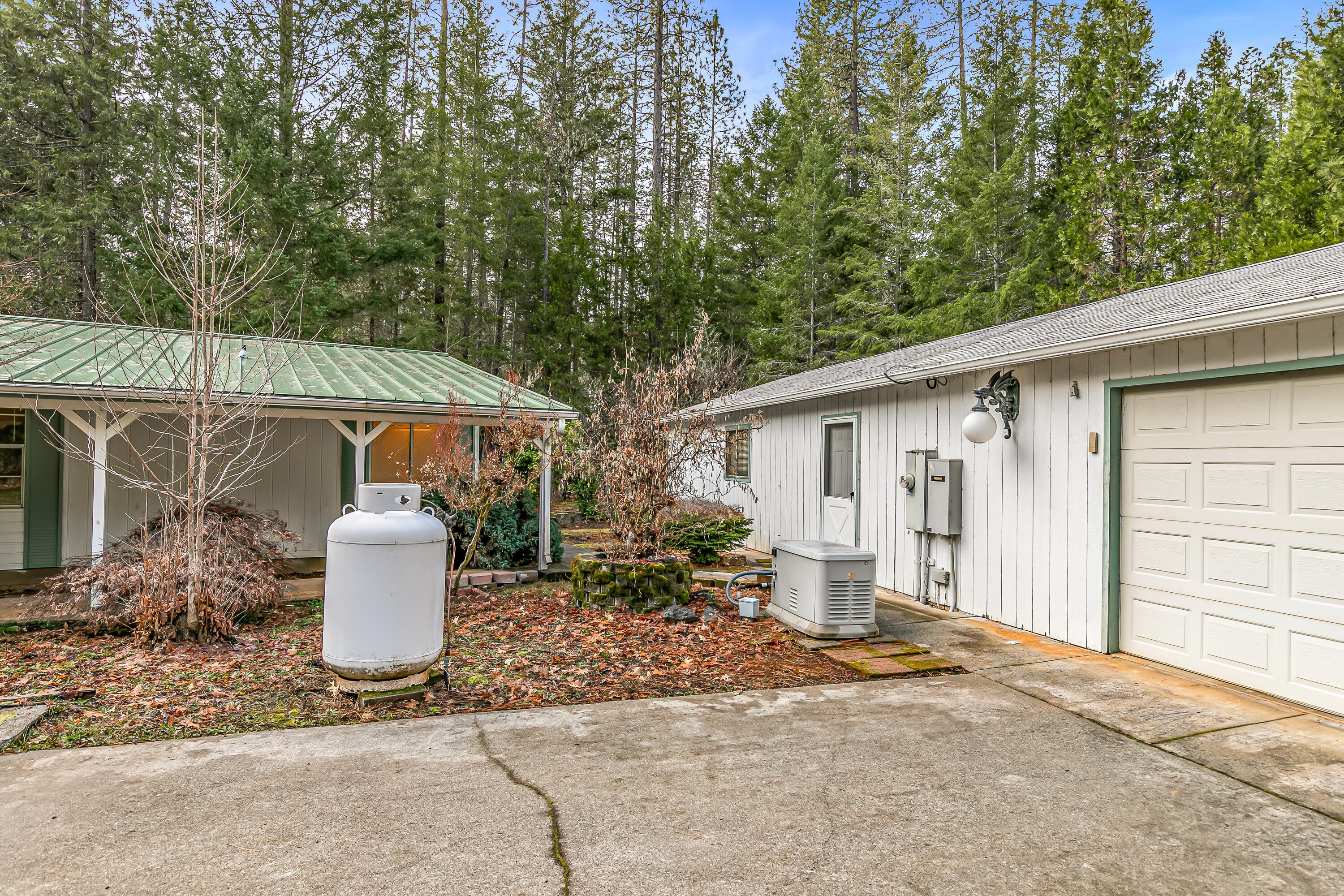 3610 Pleasant Creek Road Rogue River, OR 97537 - Photo 80 of 110 House 2 Exterior & Garage