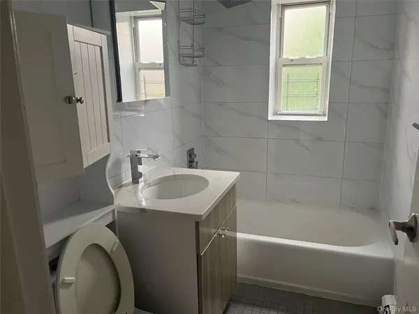 $3,150 | 208-11 41st Avenue, Unit 2 | Bayside