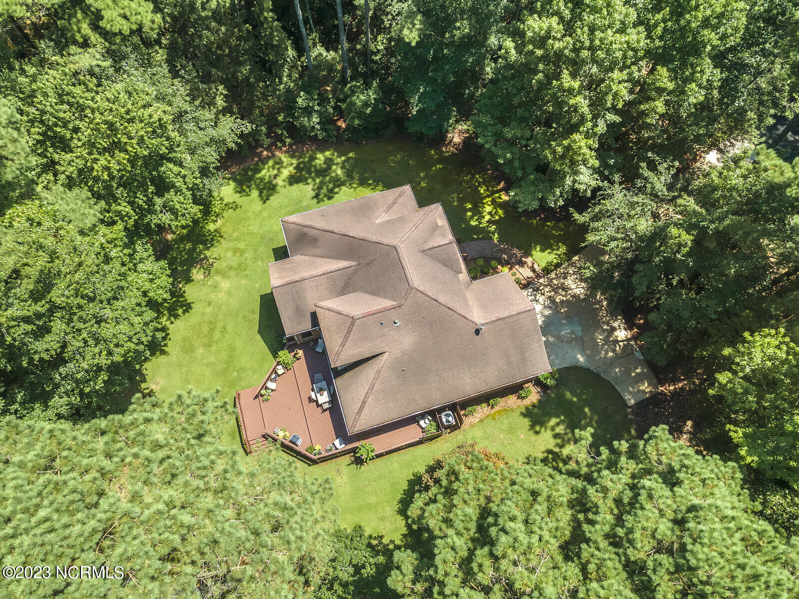 103 Pelican Bay Road Washington, NC 27889 - Photo 82 of 95 85_DJI_0161_mls