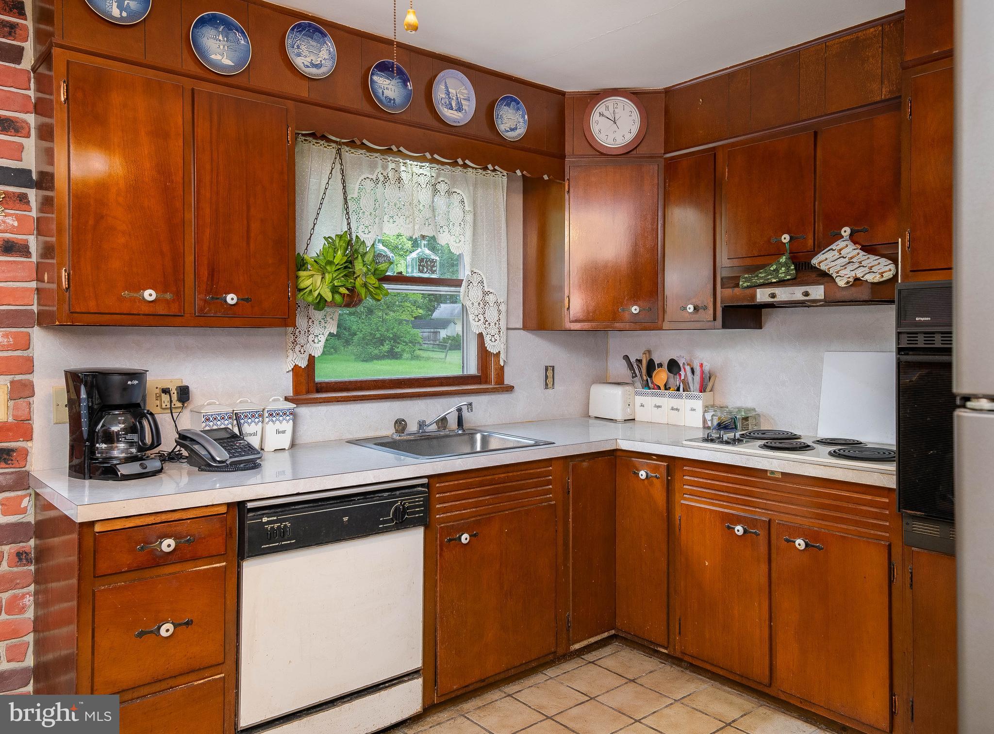 451 Portzer Road Quakertown, PA 18951 - Photo 11 of 25 Gallery Image 11