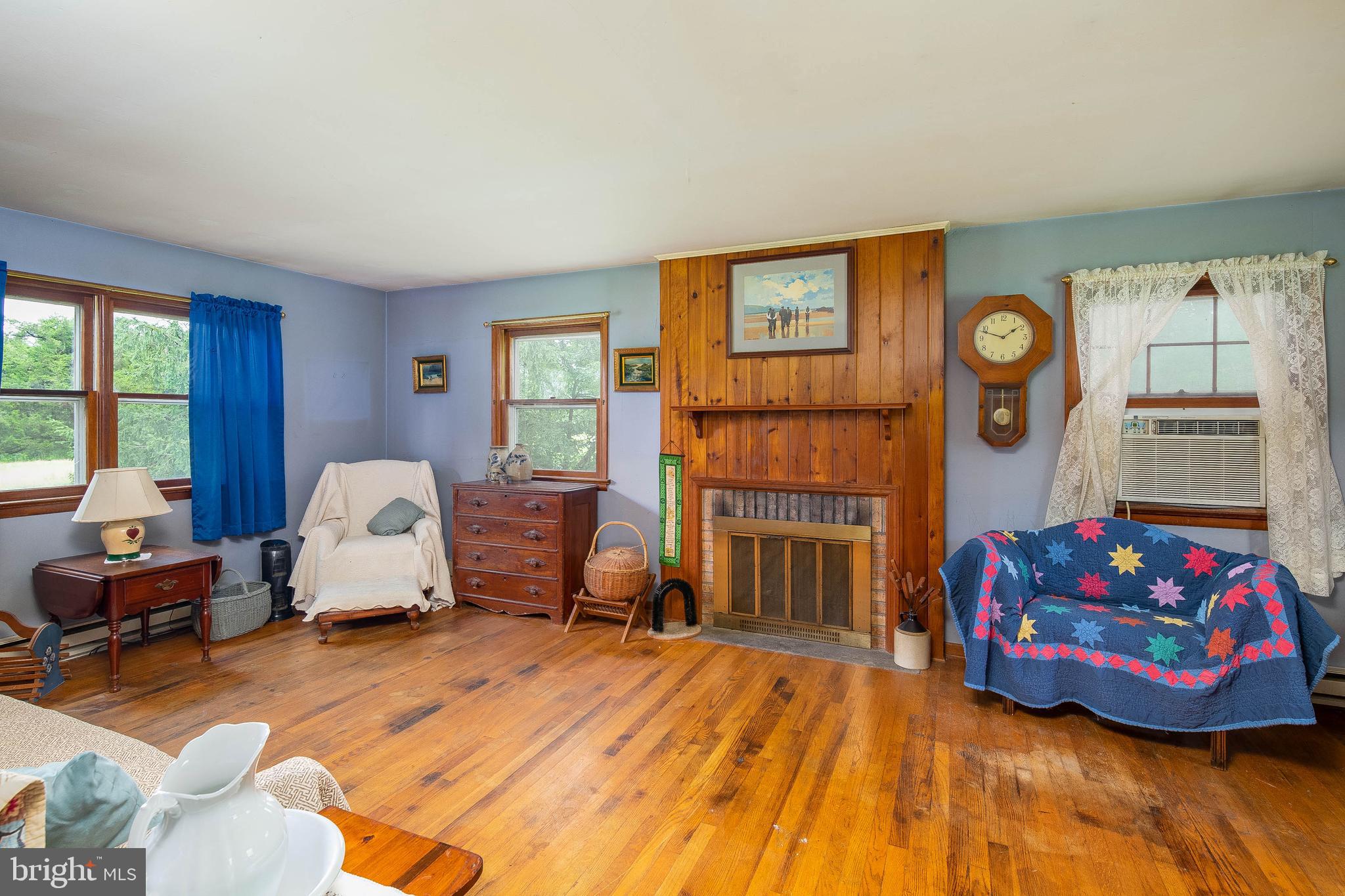 451 Portzer Road Quakertown, PA 18951 - Photo 5 of 25 Gallery Image 5