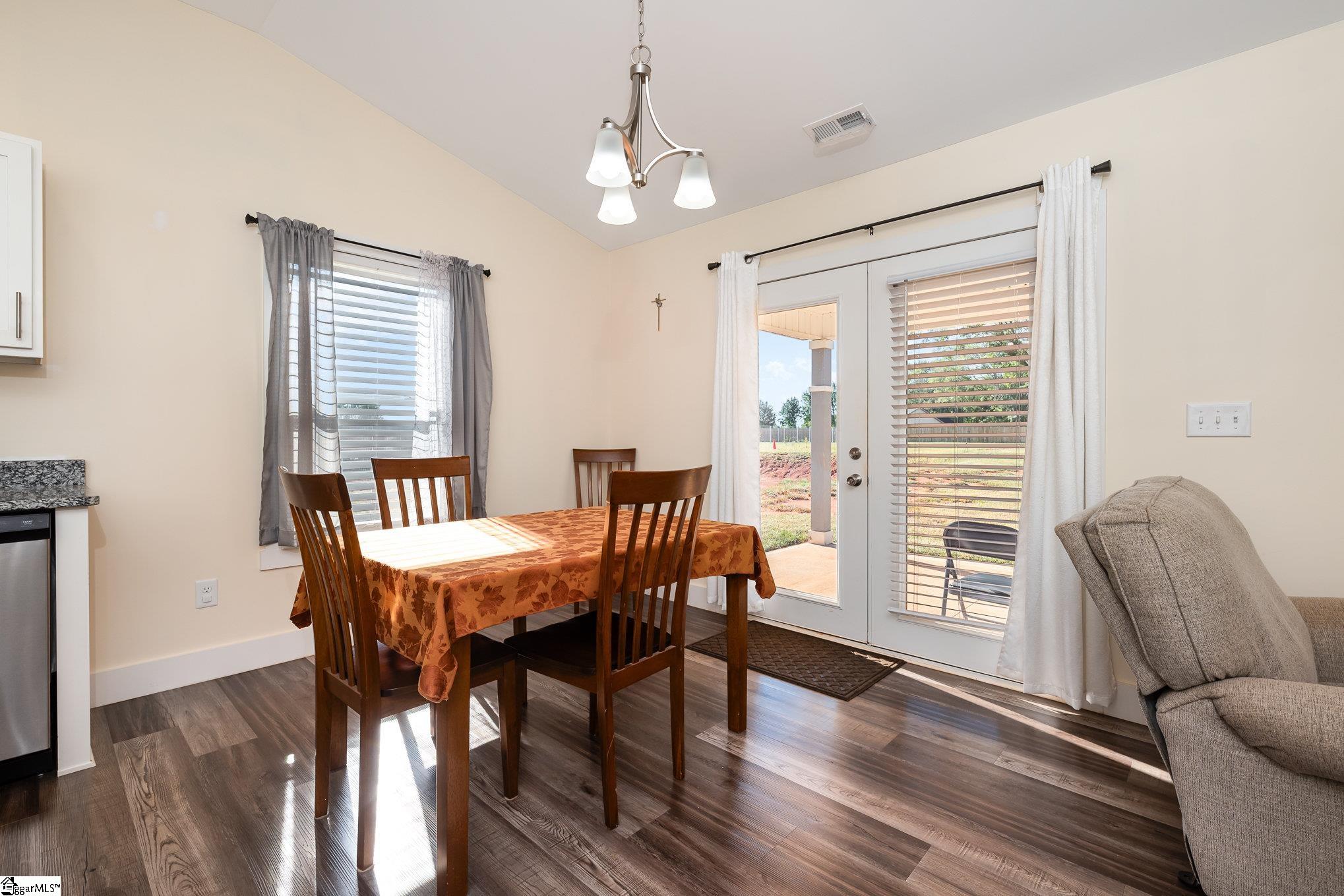 221 Aldrich Road Chesnee, SC 29323 - Photo 13 of 36