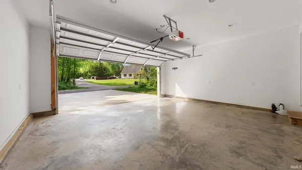 $325,000 | 58 Sherwood Lane, Bedford, IN 47421