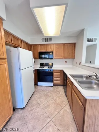 $1,300 | 5092 Mandalay Springs Drive, Unit 202, Las Vegas, NV 89120