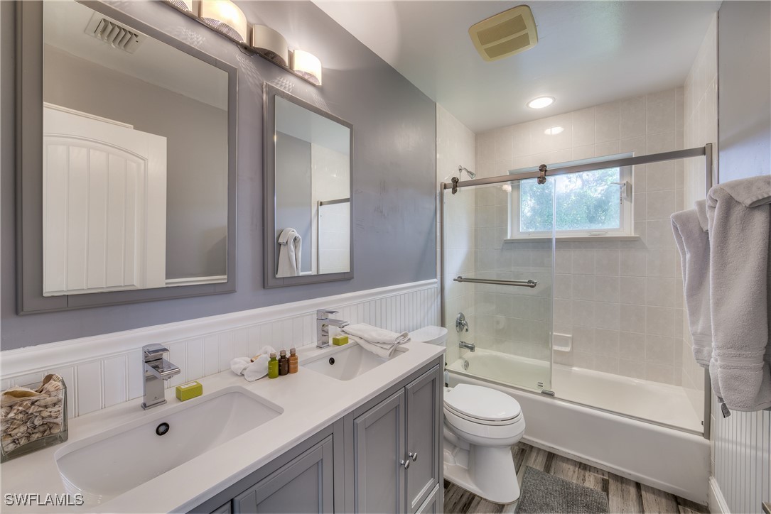 4797 Rue Helene Sanibel, FL 33957 - Photo 17 of 41 Gallery Image 17