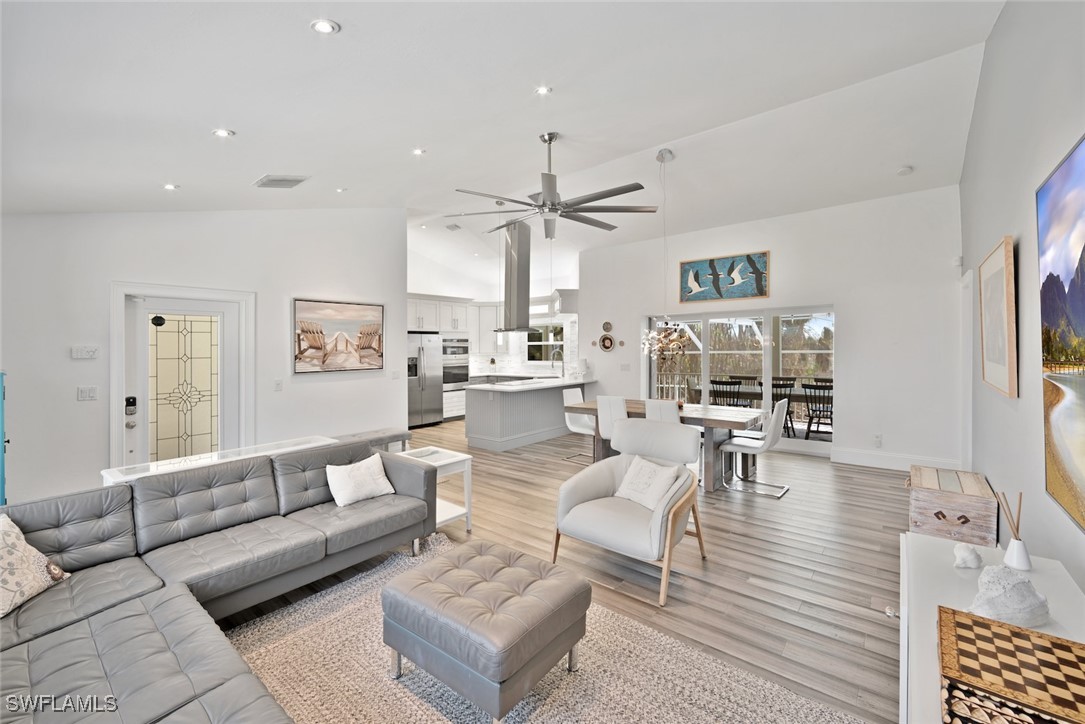 4797 Rue Helene Sanibel, FL 33957 - Photo 4 of 41 Gallery Image 4