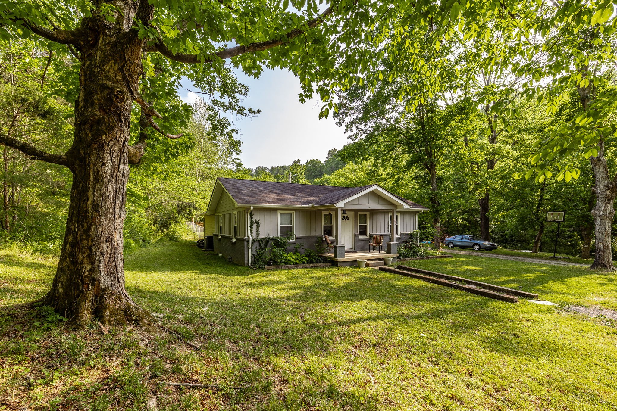 590 Leath Chapel Road Bethpage, TN 37022 - Photo 6 of 41