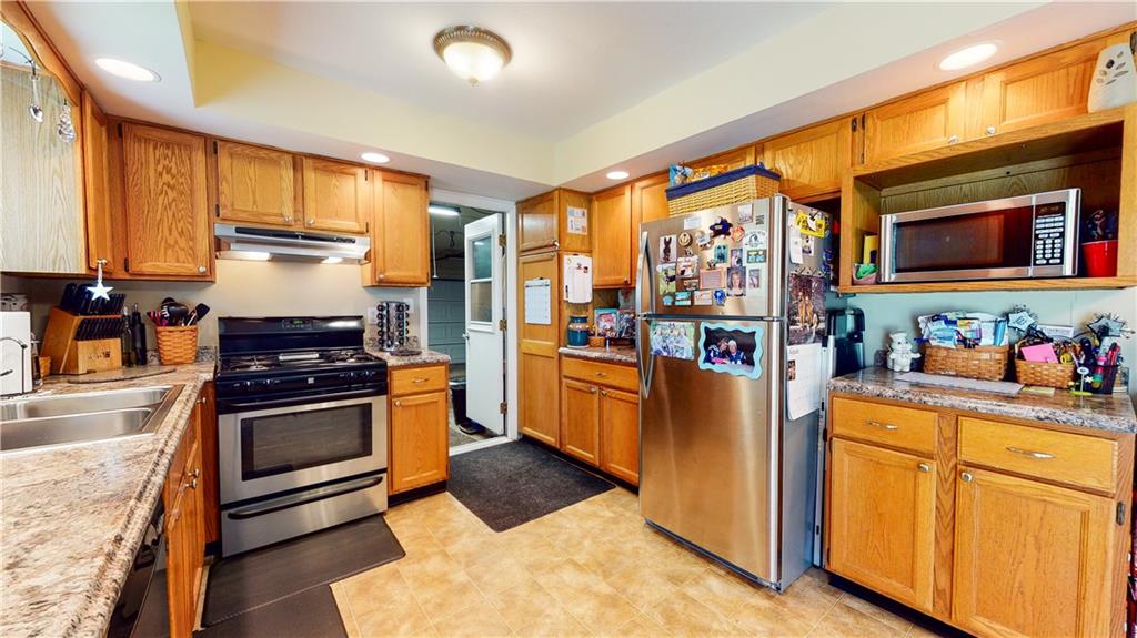 8645 Maze Road Indianapolis, IN 46259 - Photo 8 of 27 Gallery Image 8