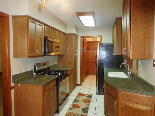 298 Seabury Road Bolingbrook, IL 60440 - Photo 17 of 36
