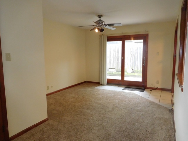 298 Seabury Road Bolingbrook, IL 60440 - Photo 9 of 36
