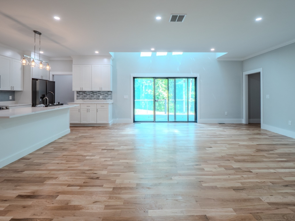 76 Center Street, Unit B Plympton, MA 02367 - Photo 8 of 31