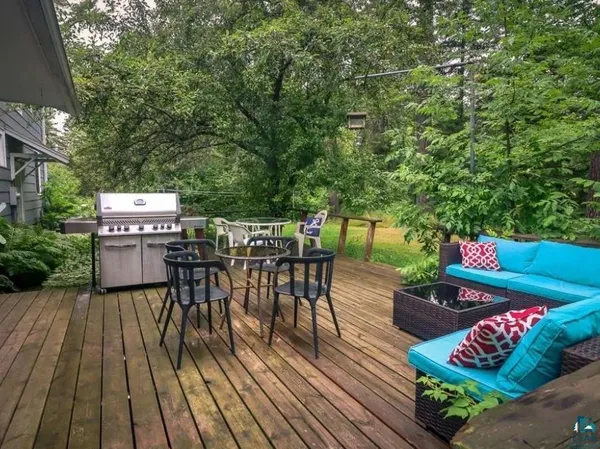 $599,000 | 804 Chebomnicon Road, La Pointe, WI 54850