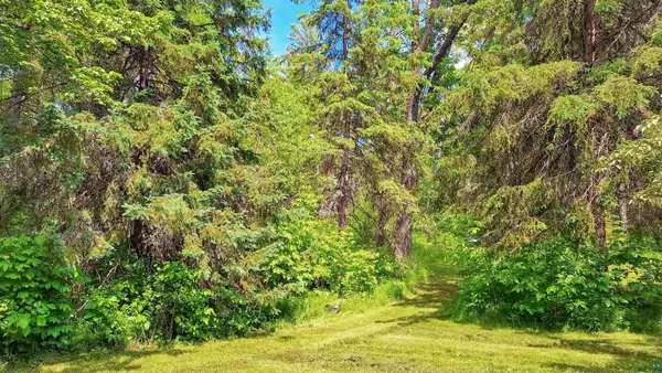 $599,000 | 804 Chebomnicon Road, La Pointe, WI 54850