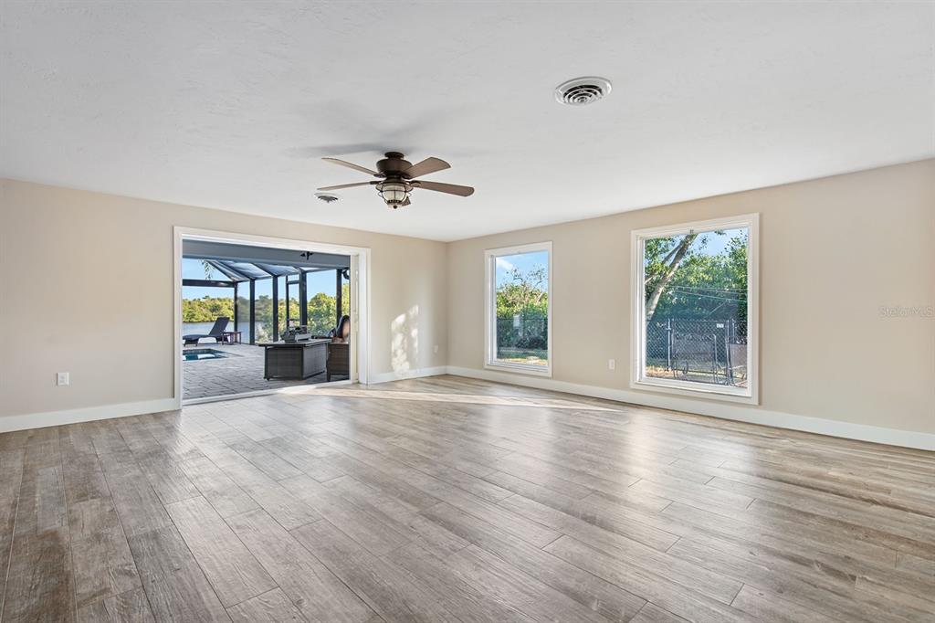 300 East Bay Heights Road Englewood, FL 34223 - Photo 8 of 71