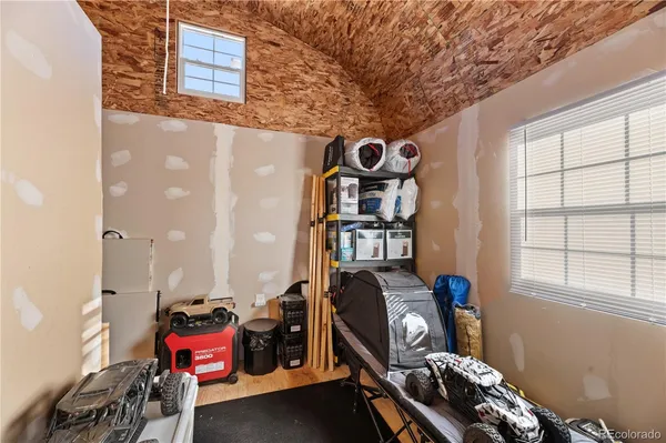 $149,999 | 725 Van Egmond Drive, Penrose, CO 81240