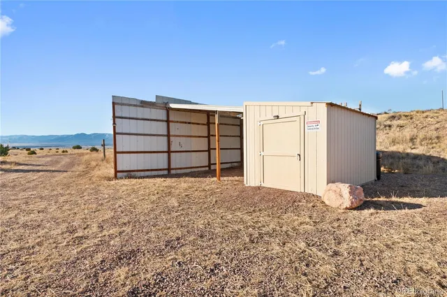 $149,999 | 725 Van Egmond Drive, Penrose, CO 81240