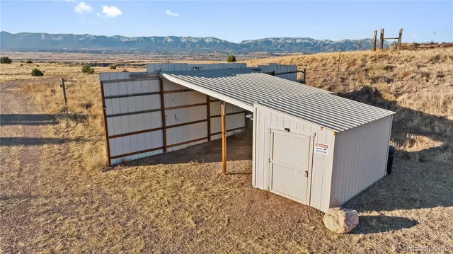 $149,999 | 725 Van Egmond Drive, Penrose, CO 81240