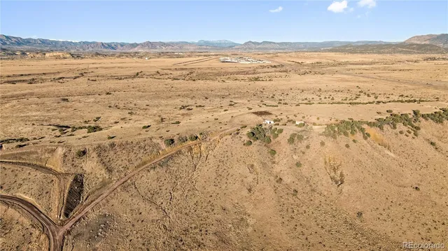 $149,999 | 725 Van Egmond Drive, Penrose, CO 81240