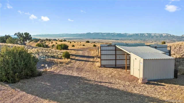 $149,999 | 725 Van Egmond Drive, Penrose, CO 81240