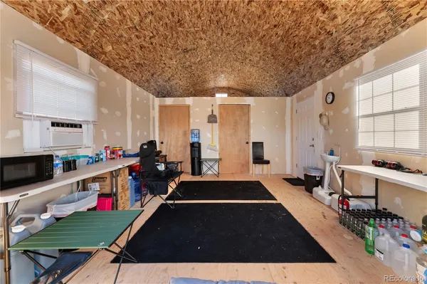 $149,999 | 725 Van Egmond Drive, Penrose, CO 81240