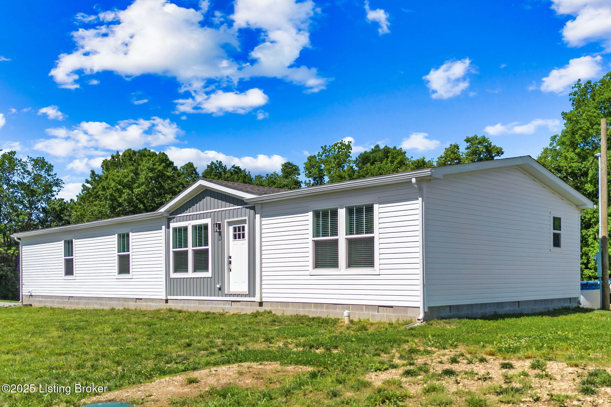 3454 Plum Ridge Road Taylorsville, KY 40071 - Photo 3 of 38 2-web-or-mls-DJI_20250517112431_0070_D-E