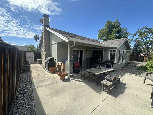 $569,000 | 1455 Busca Drive, Tracy, CA 95376