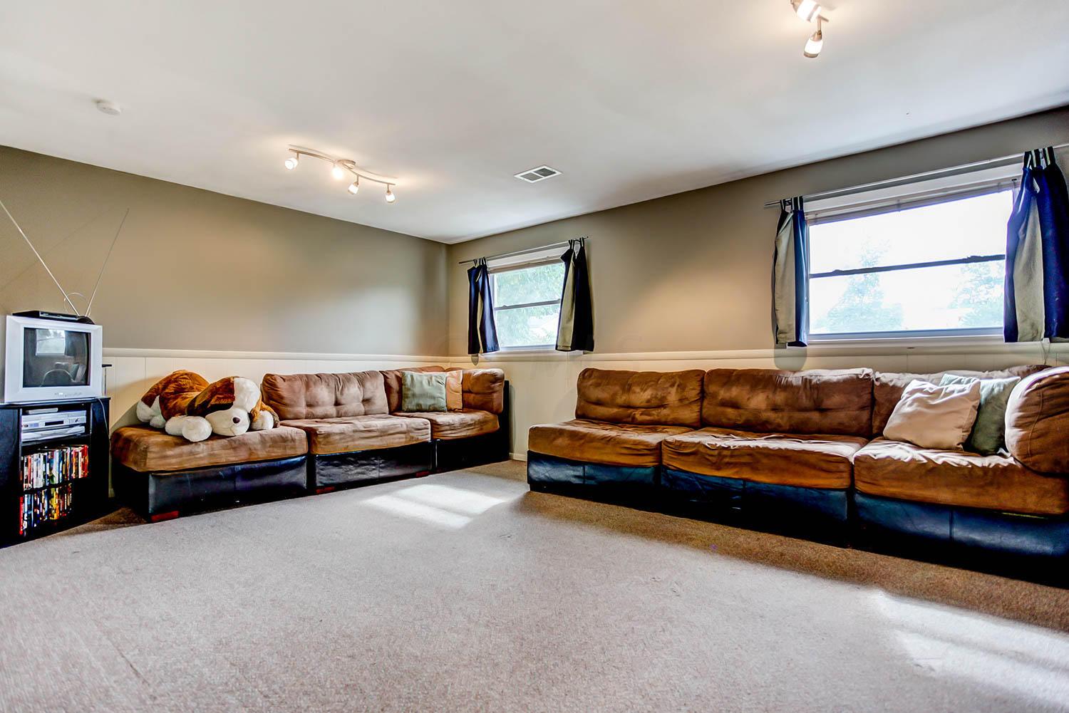 6210 Karl Road Columbus, OH 43229 - Photo 13 of 18 Gallery Image 13