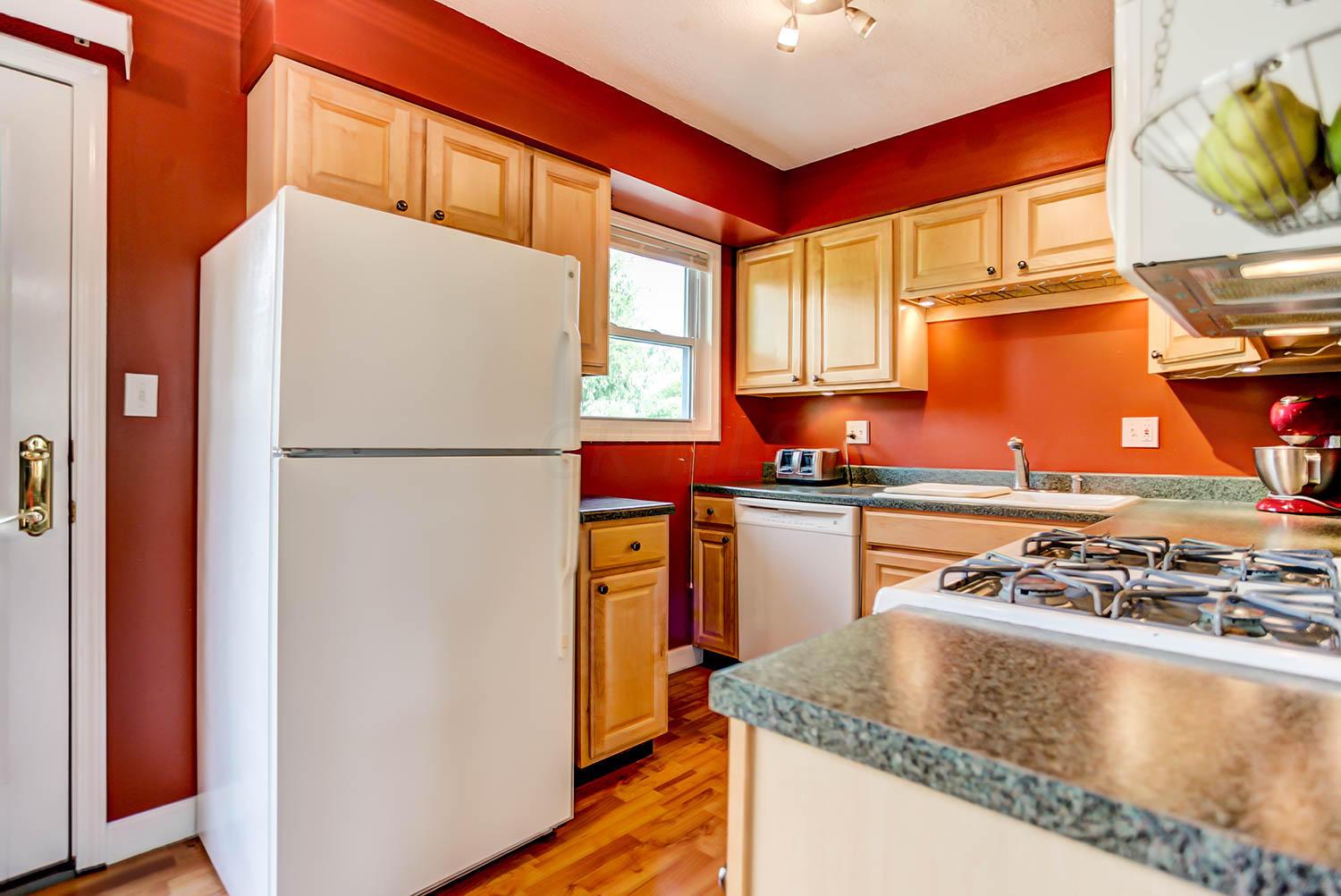 6210 Karl Road Columbus, OH 43229 - Photo 3 of 18 Gallery Image 3