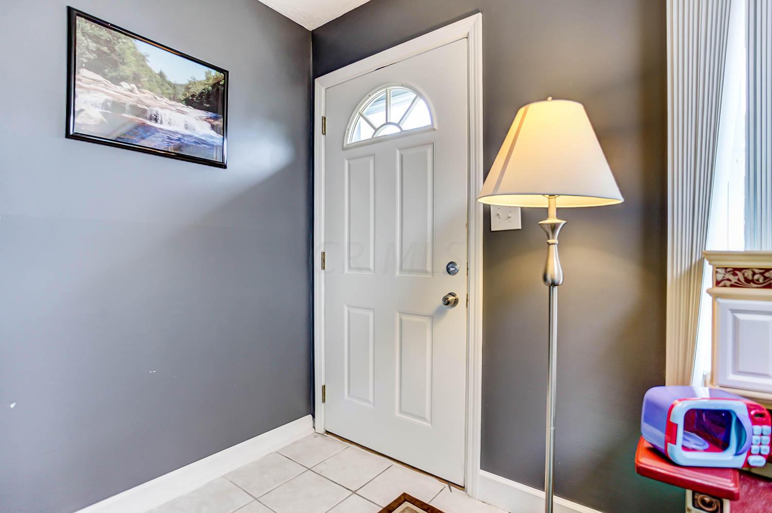 6210 Karl Road Columbus, OH 43229 - Photo 4 of 18 Gallery Image 4