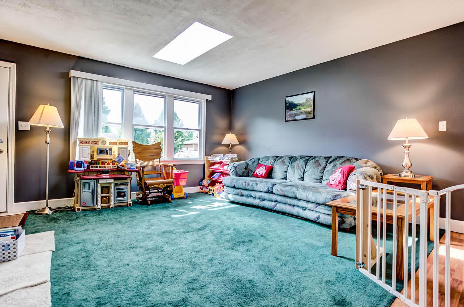 6210 Karl Road Columbus, OH 43229 - Photo 5 of 18 Gallery Image 5