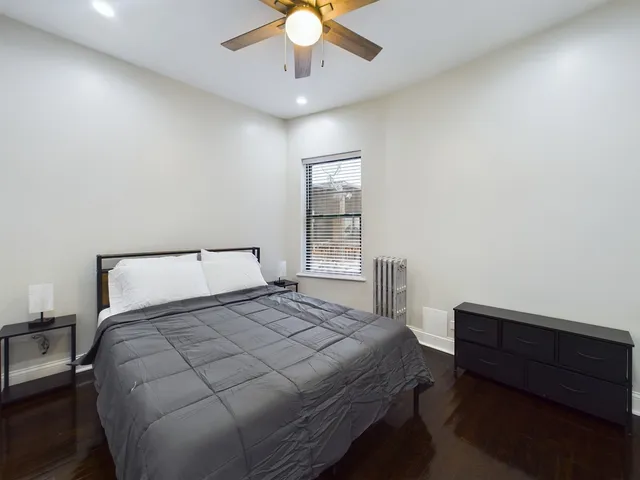 $2,500 | 5005 South Prairie Avenue, Unit 5005C, Chicago, IL 60615