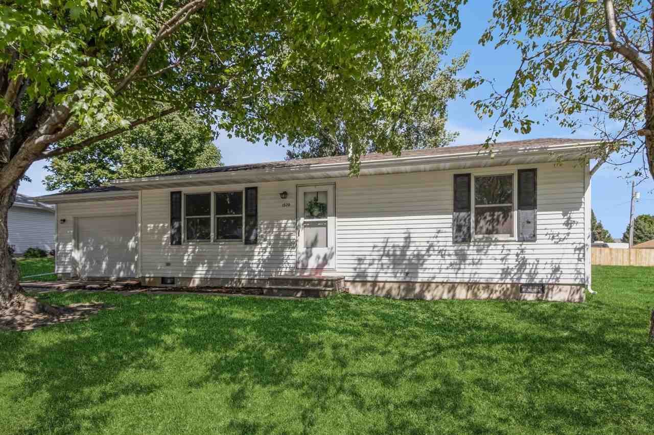 1520 Plainview Road Ely, IA 52227 - Photo 1 of 23 Gallery Image 1